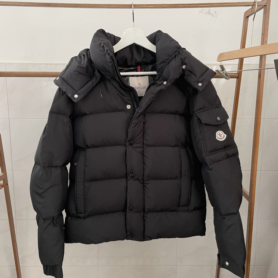 Moncler Vezere Short Down Jacket - DopestKickz