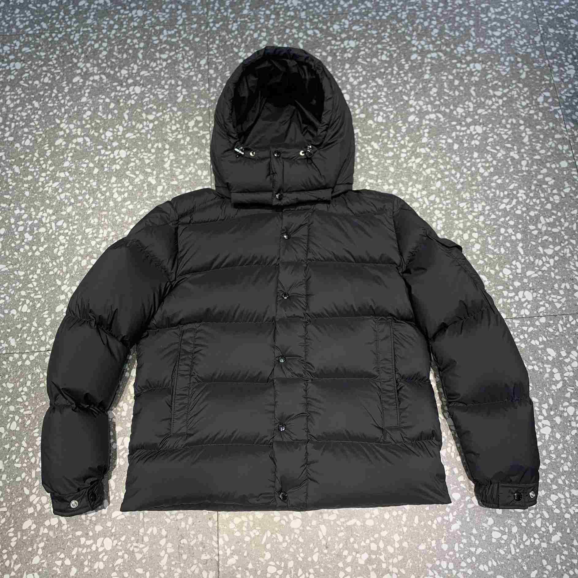 Moncler Vezere Short Down Jacket - DopestKickz