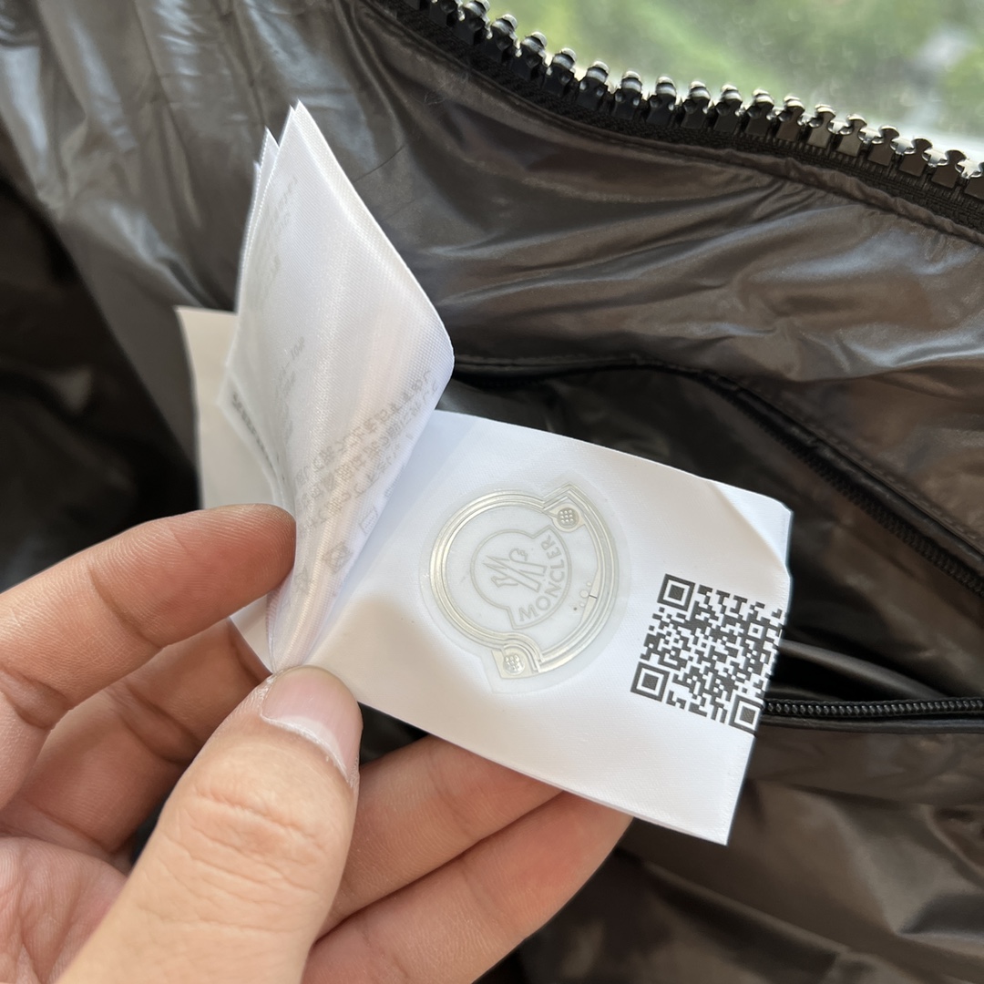 Moncler Maya Short Down Jacket - DopestKickz