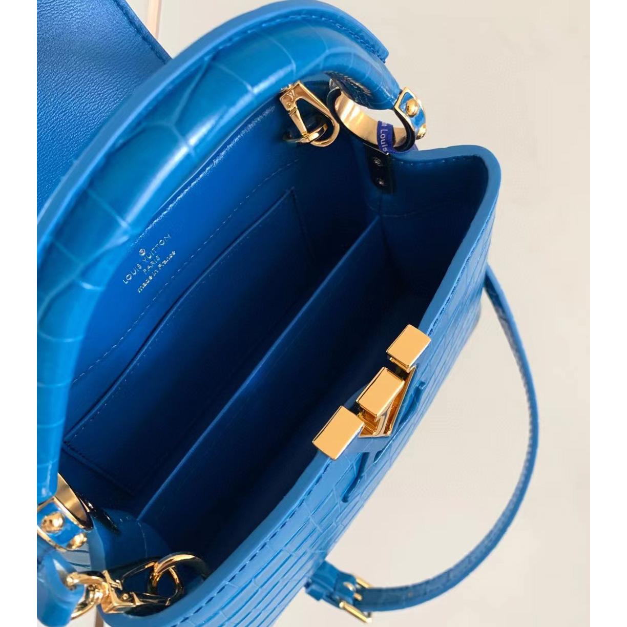 Louis Vuitton Capucines BB (21-14-8cm) - DopestKickz