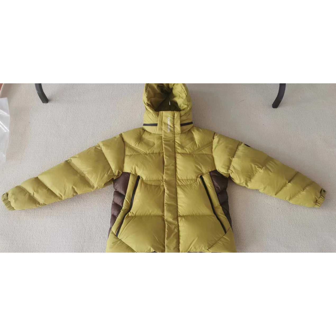 Moncler Jarama Short Down Jacket  - DopestKickz