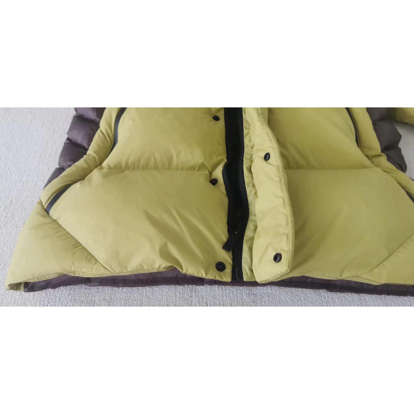 Moncler Jarama Short Down Jacket  - DopestKickz