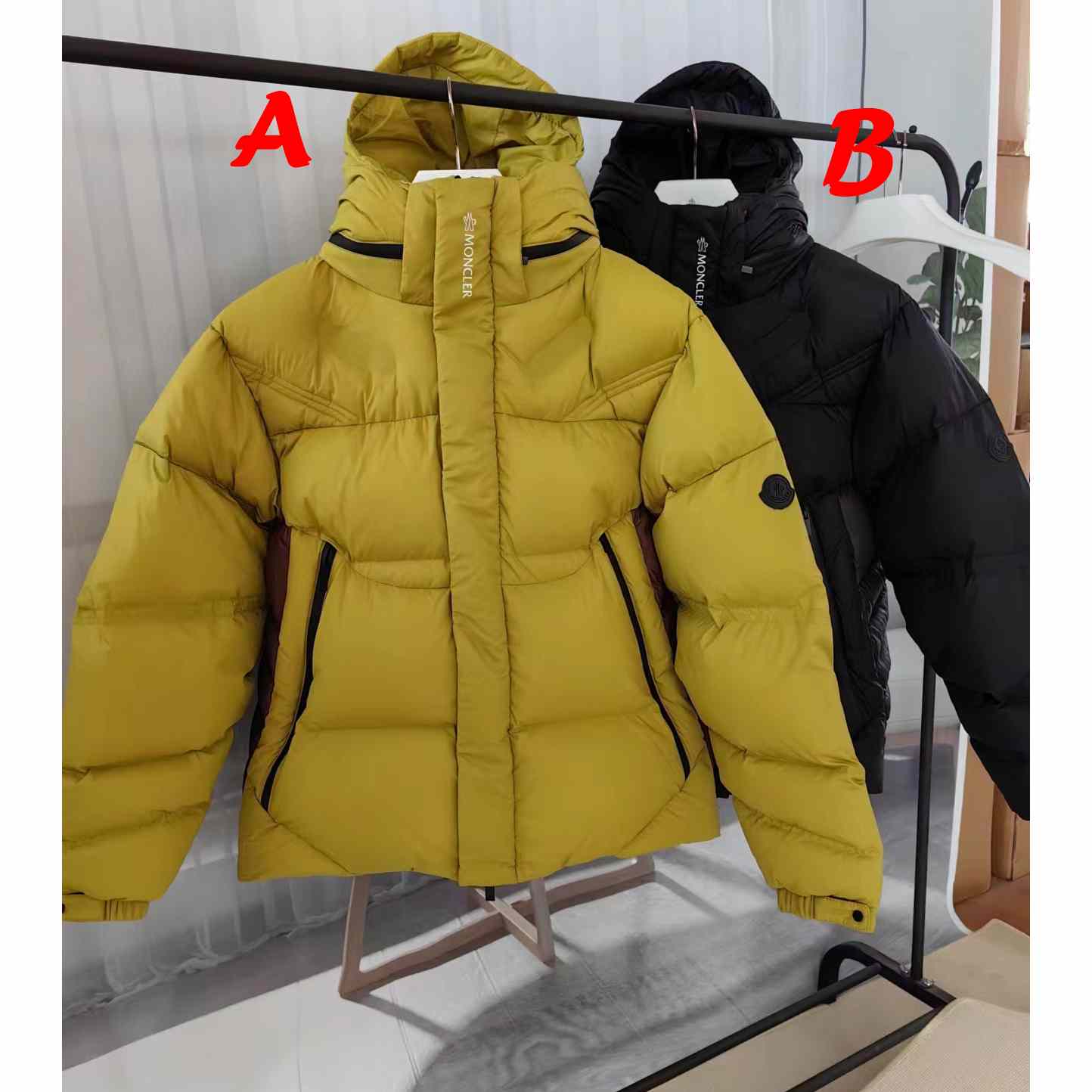 Moncler Jarama Short Down Jacket  - DopestKickz