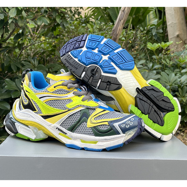 Balenciaga Runner Sneaker - DopestKickz