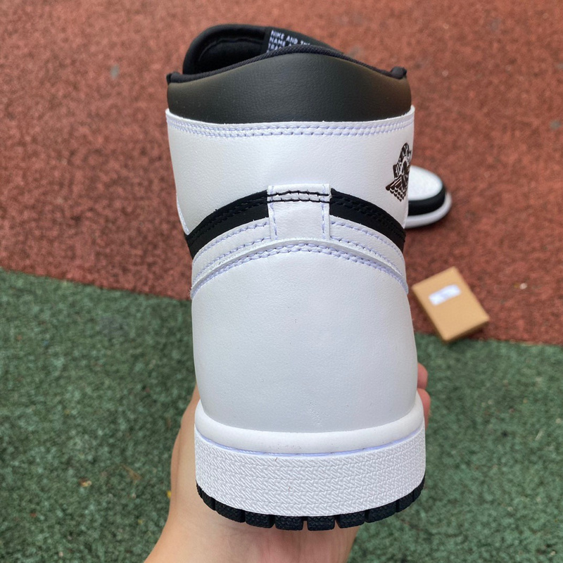  AirJordan 1 AJ 1 High OG “Reverse Panda” Sneaker     dz5485-010 - DopestKickz