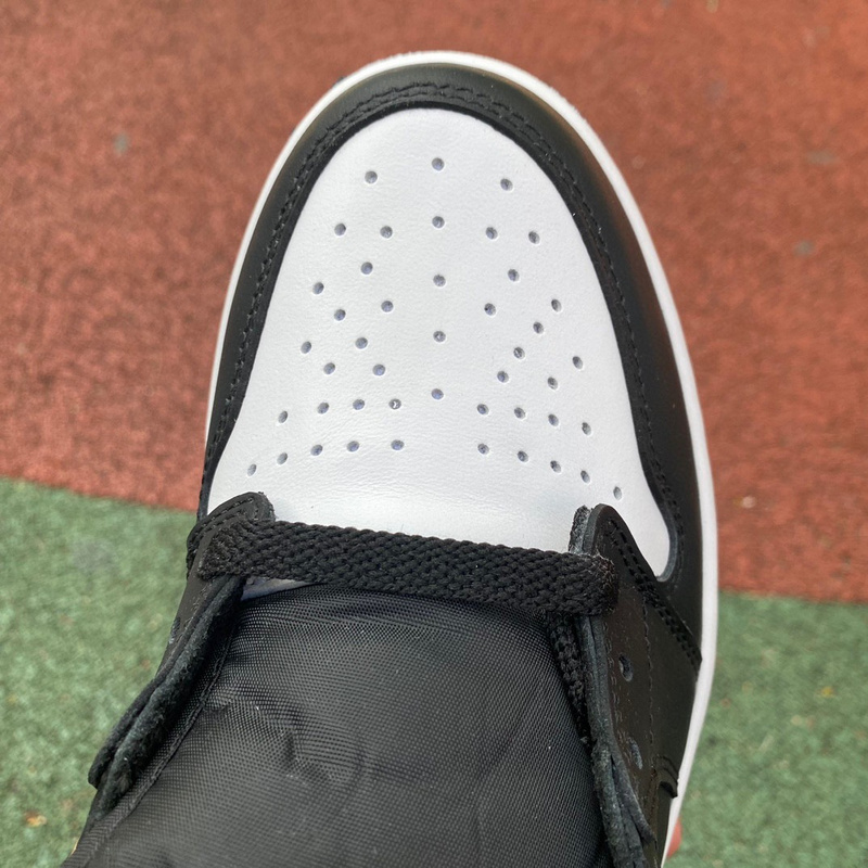  AirJordan 1 AJ 1 High OG “Reverse Panda” Sneaker     dz5485-010 - DopestKickz