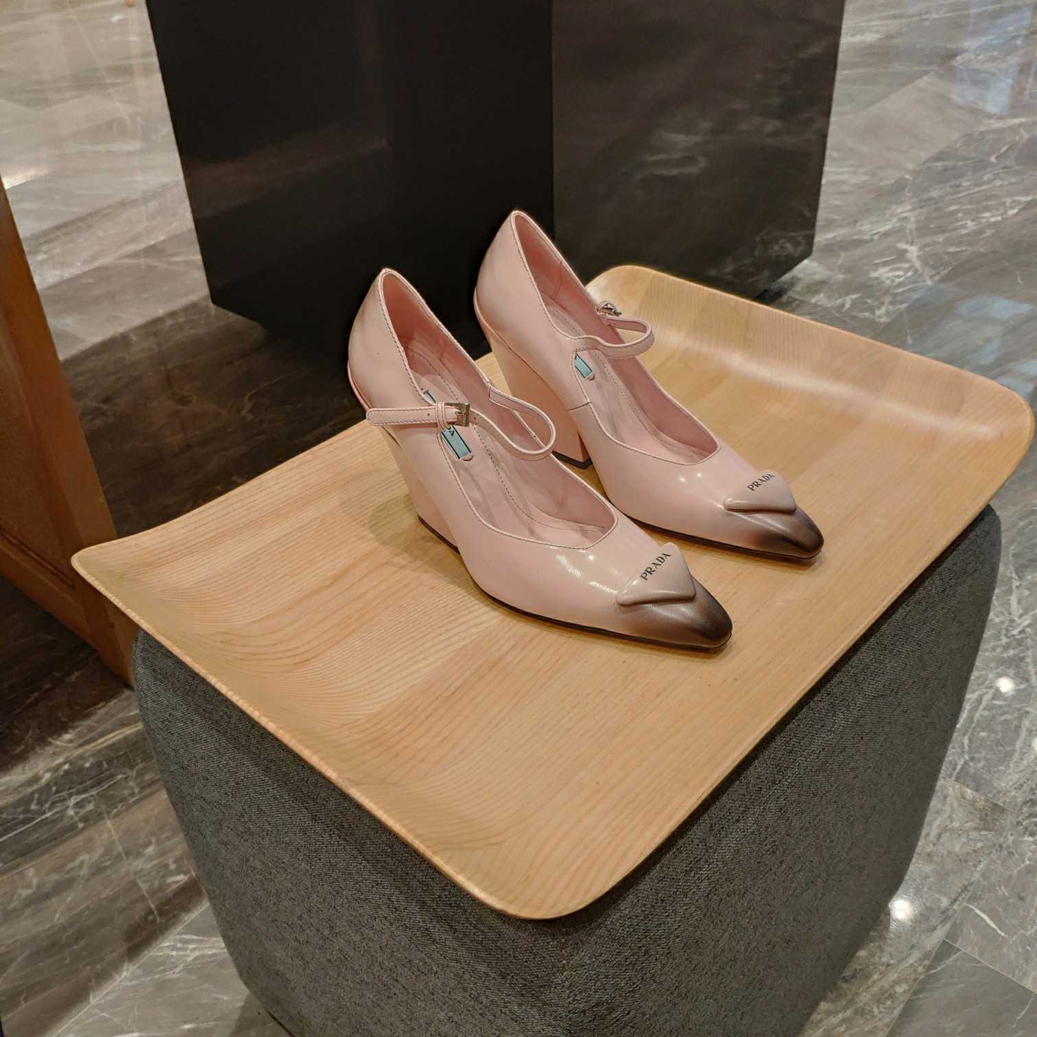 Prada Logo Toe Pumps - DopestKickz