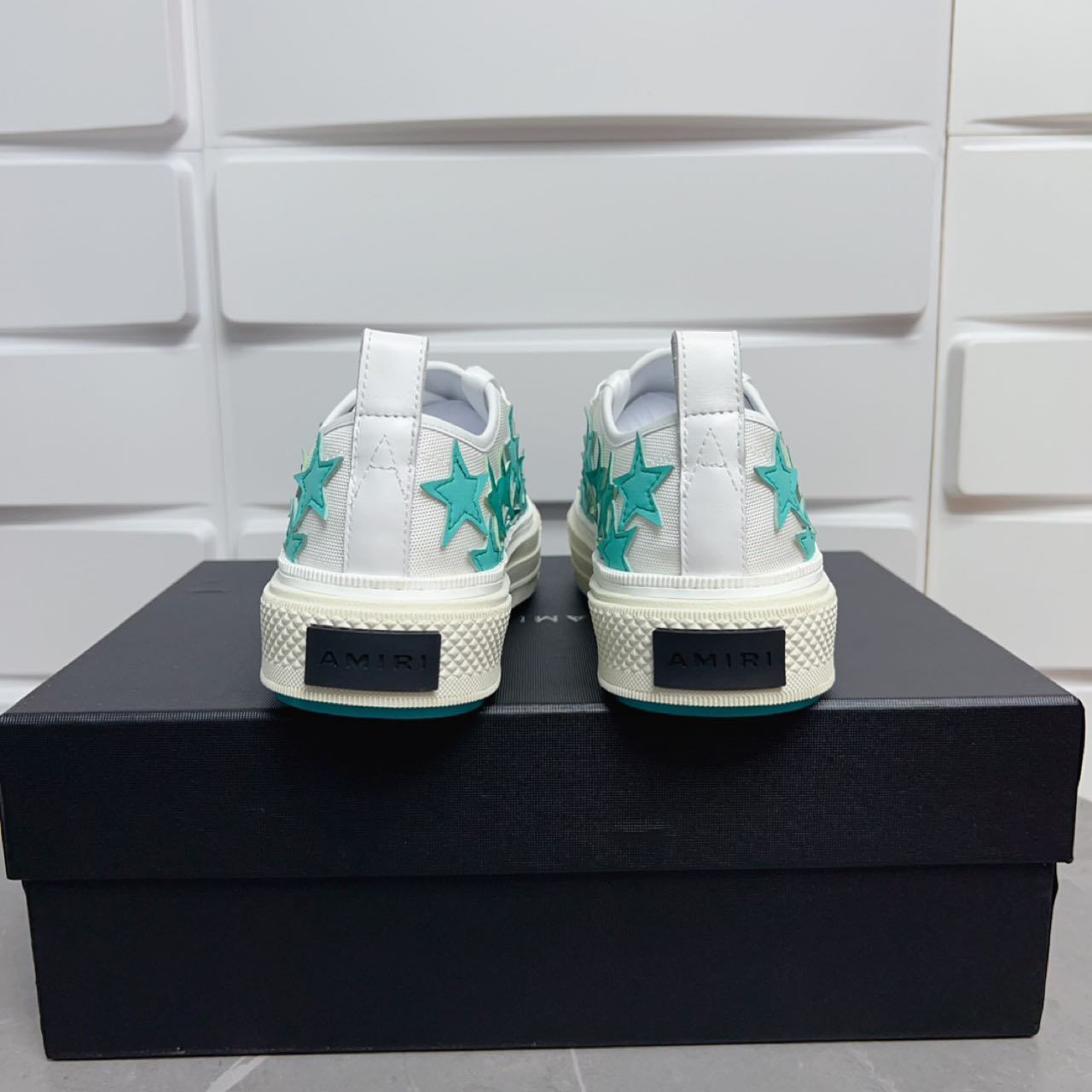 Amiri Stars Court Low Sneakers - DopestKickz