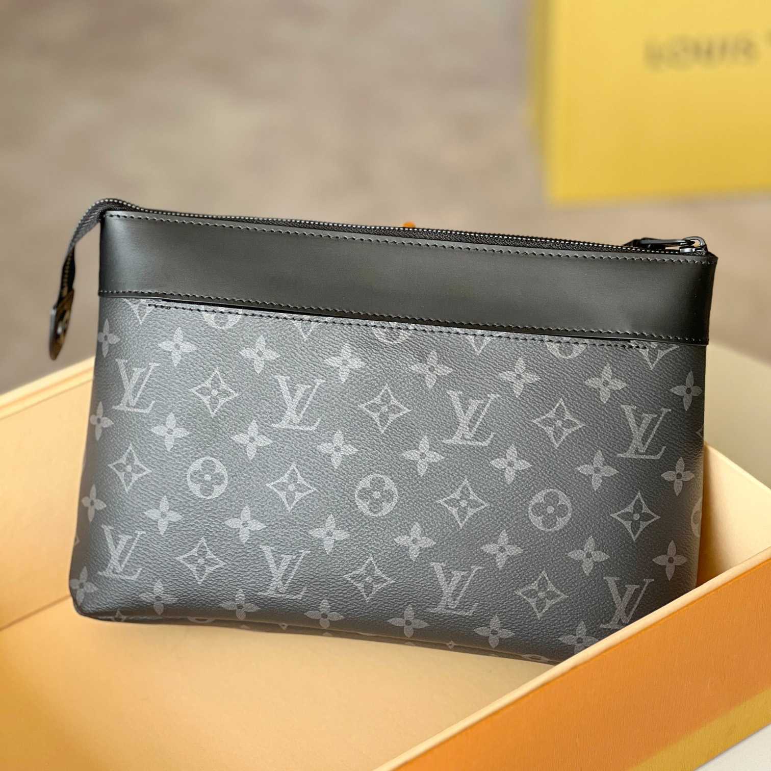 Louis Vuitton Pochette Voyage Souple (32 x 21 x 8cm)  M82543 - DopestKickz