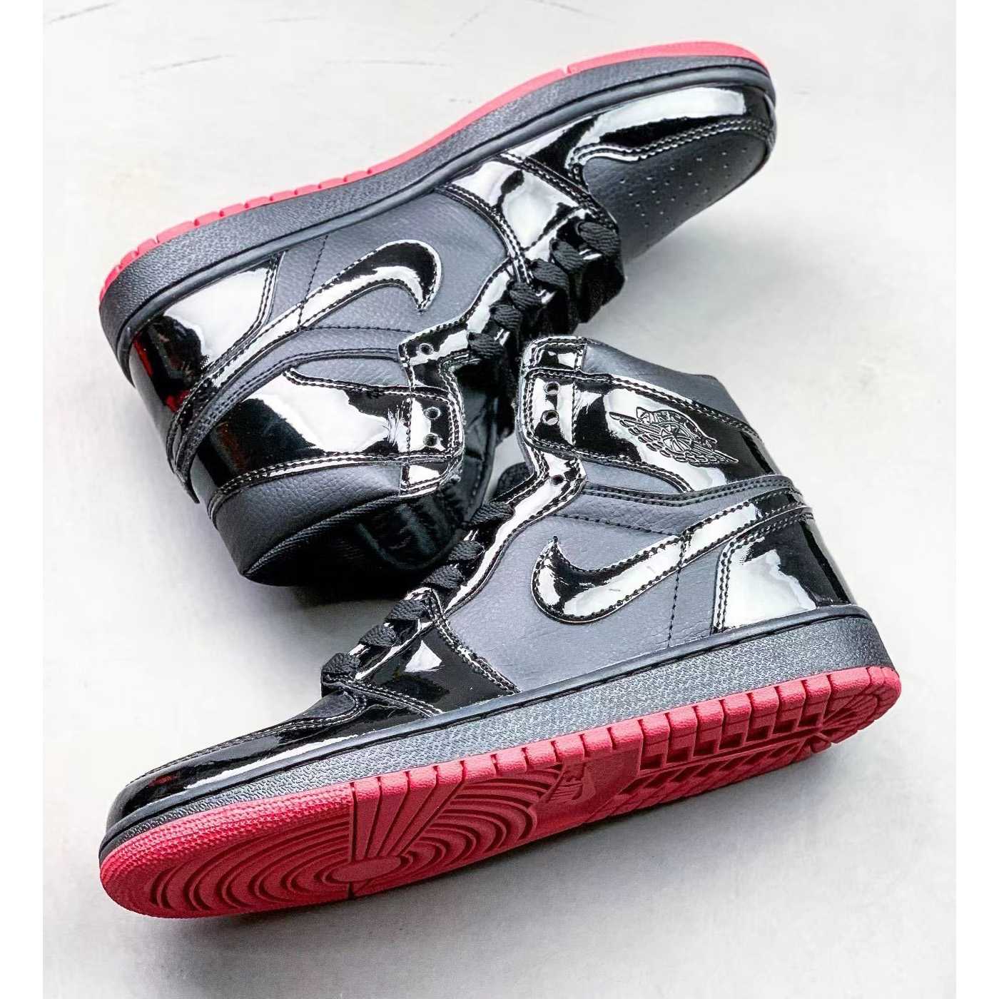 Air Jordan 1 Mid AJ1 Sneaker    1123279Y21 - DopestKickz