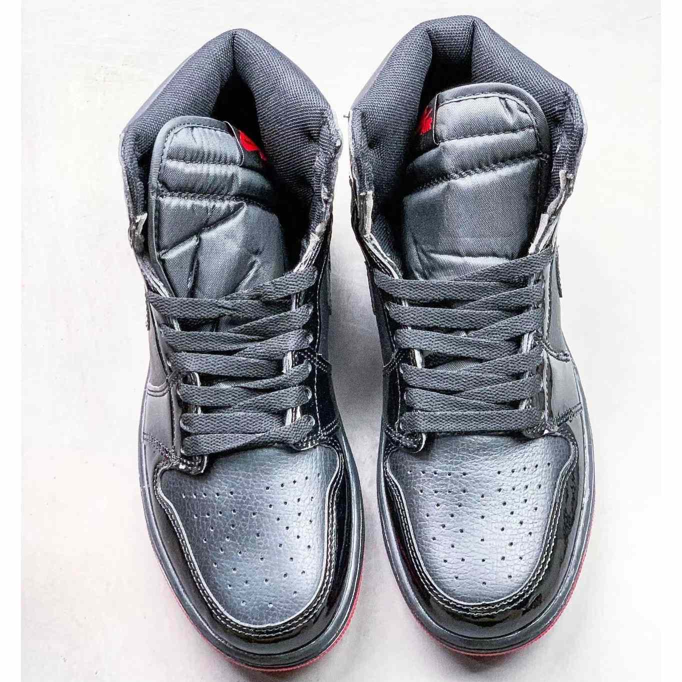 Air Jordan 1 Mid AJ1 Sneaker    1123279Y21 - DopestKickz