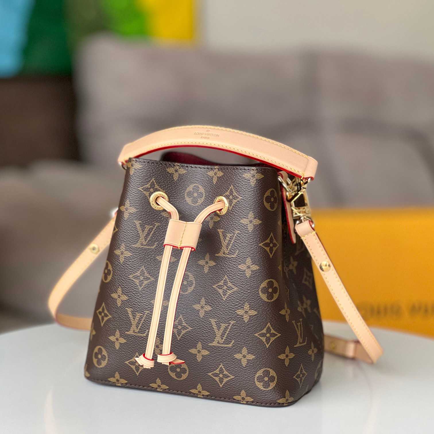 Louis Vuitton Néonoé BB  M46581 - DopestKickz