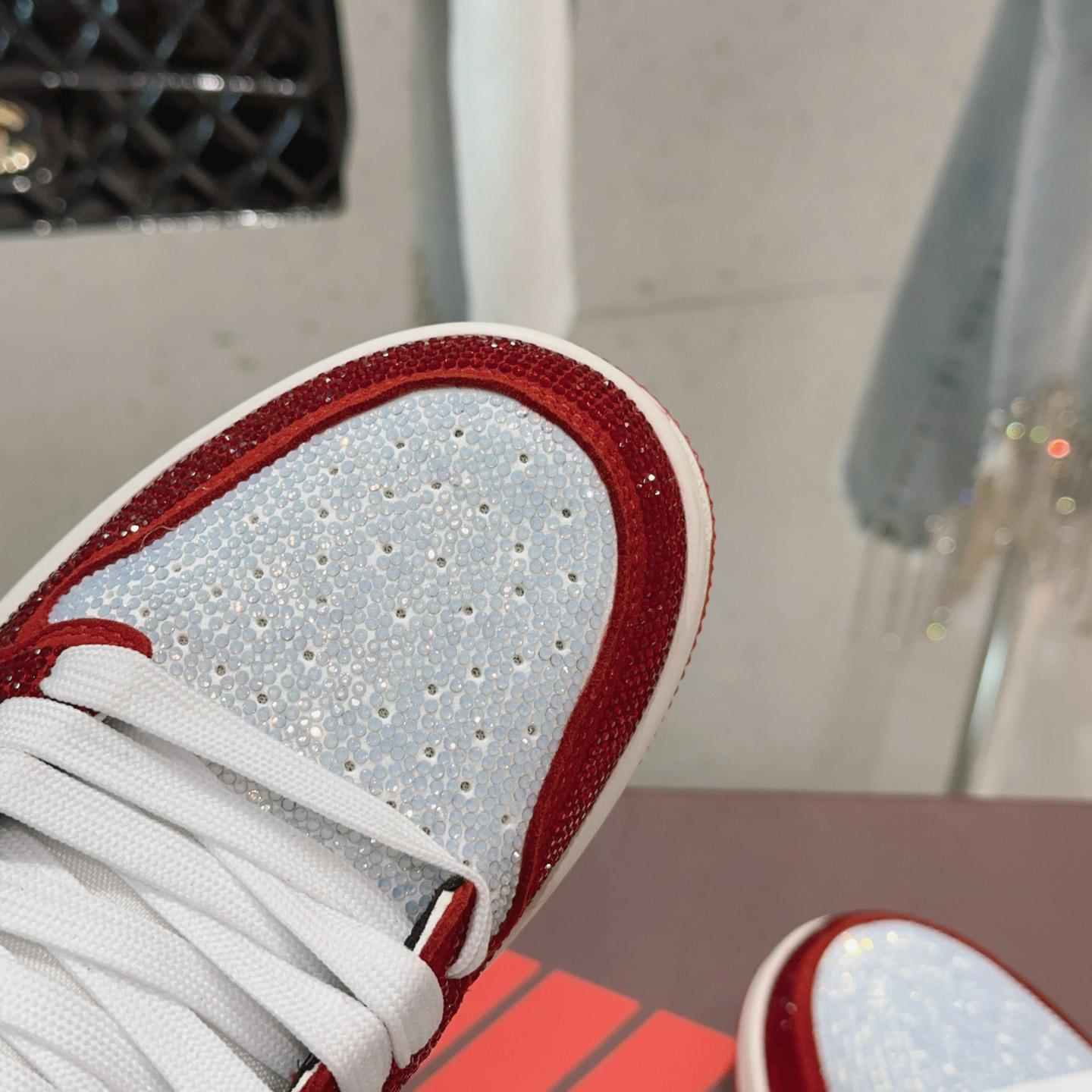 Air Jordan 1 Sneaker    - DopestKickz