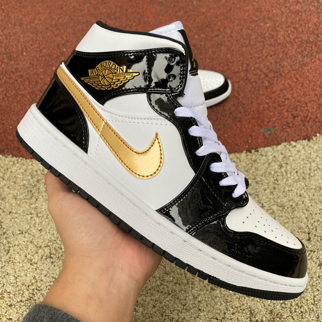 Air Jordan 1 mid Sneakers    852542-007 - DopestKickz