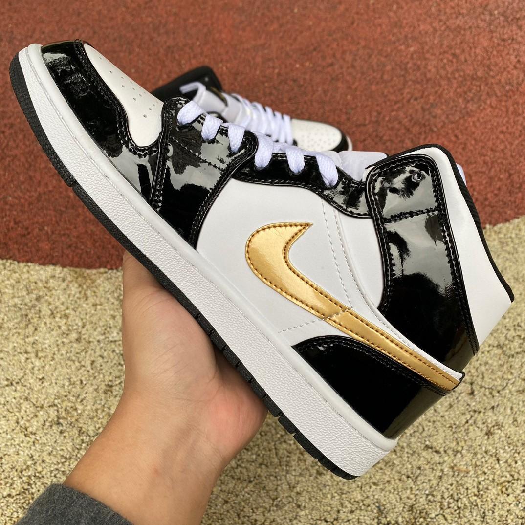 Air Jordan 1 mid Sneakers    852542-007 - DopestKickz