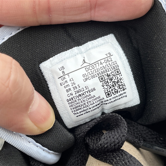 Air Jordan 1 Low Sneaker   DC0774-062 - DopestKickz