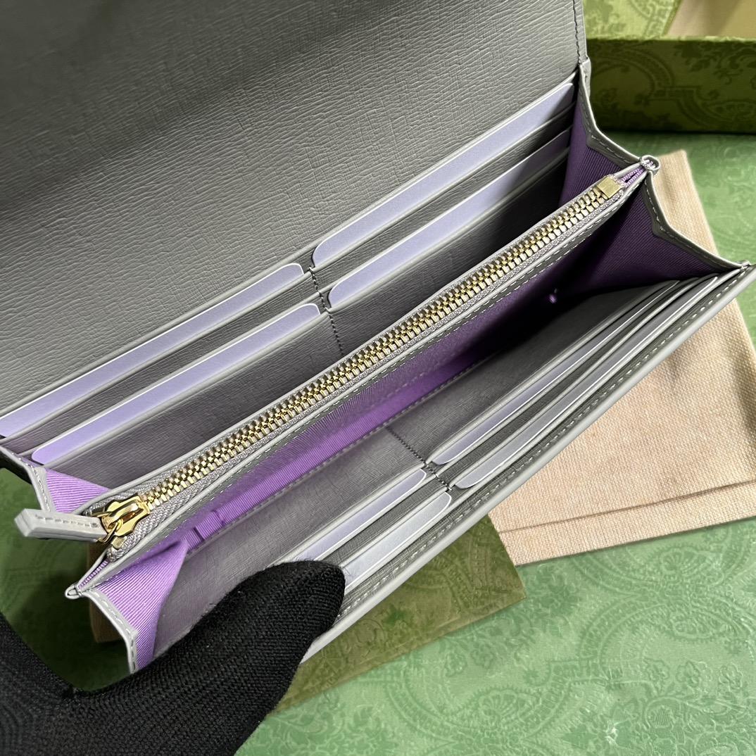 Gucci Continental Wallet With Gucci Script - DopestKickz