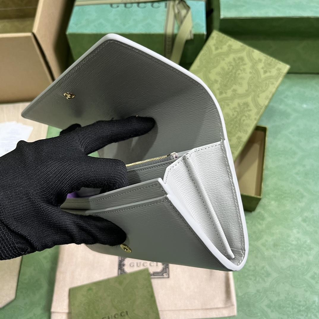 Gucci Continental Wallet With Gucci Script - DopestKickz