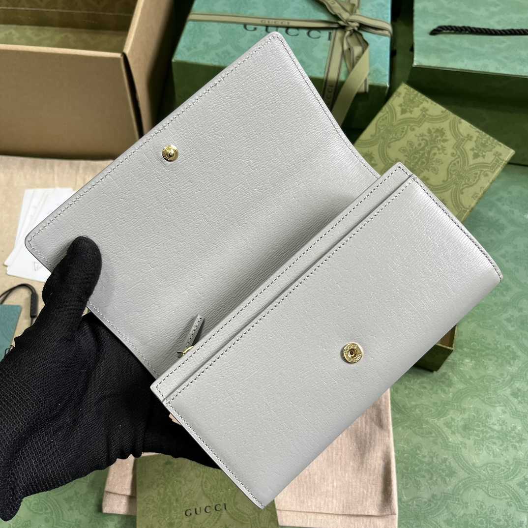 Gucci Continental Wallet With Gucci Script - DopestKickz