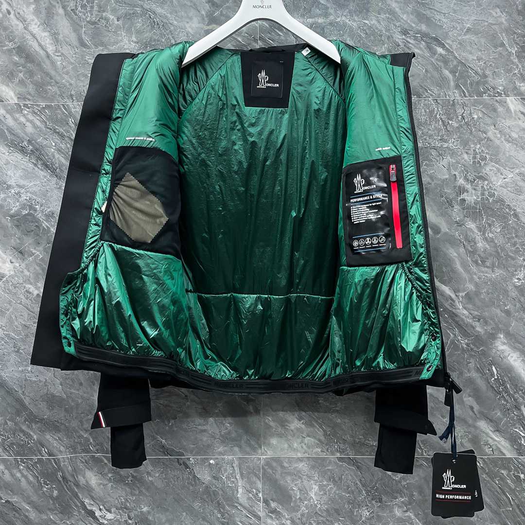 Moncler Short Down Jacket - DopestKickz