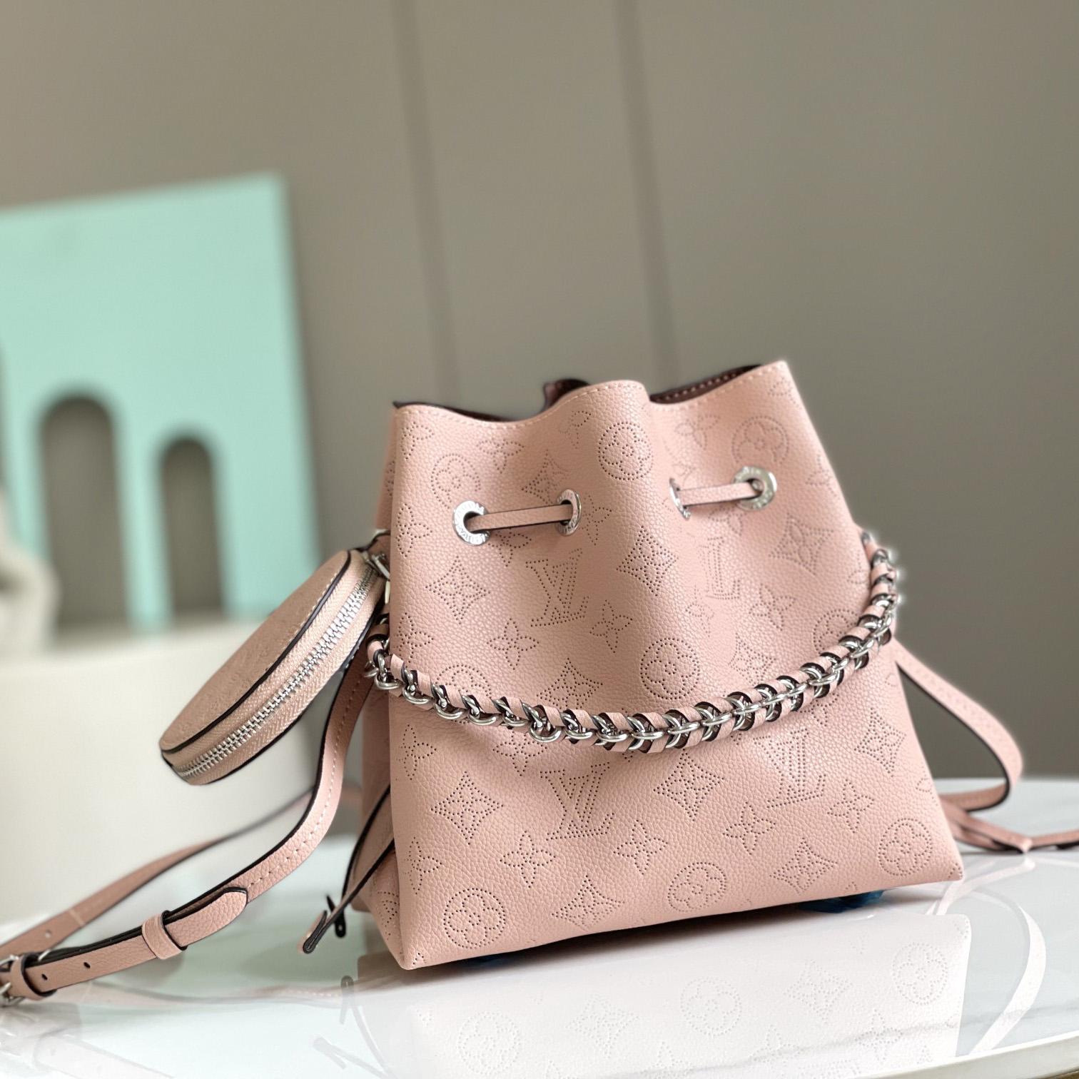 Louis Vuitton Bella (19×22×14cm)  M23195 - DopestKickz