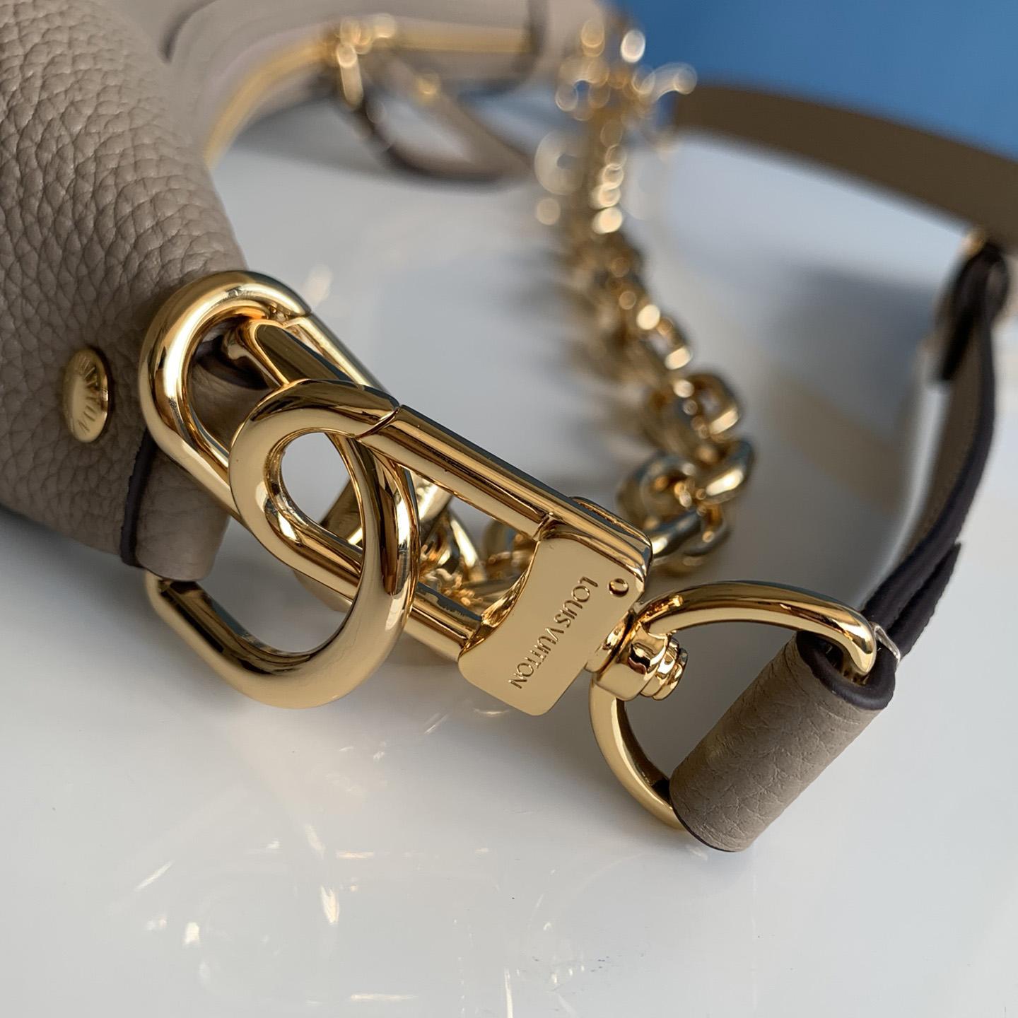 Louis Vuitton Loop Hobo          M46738 - DopestKickz