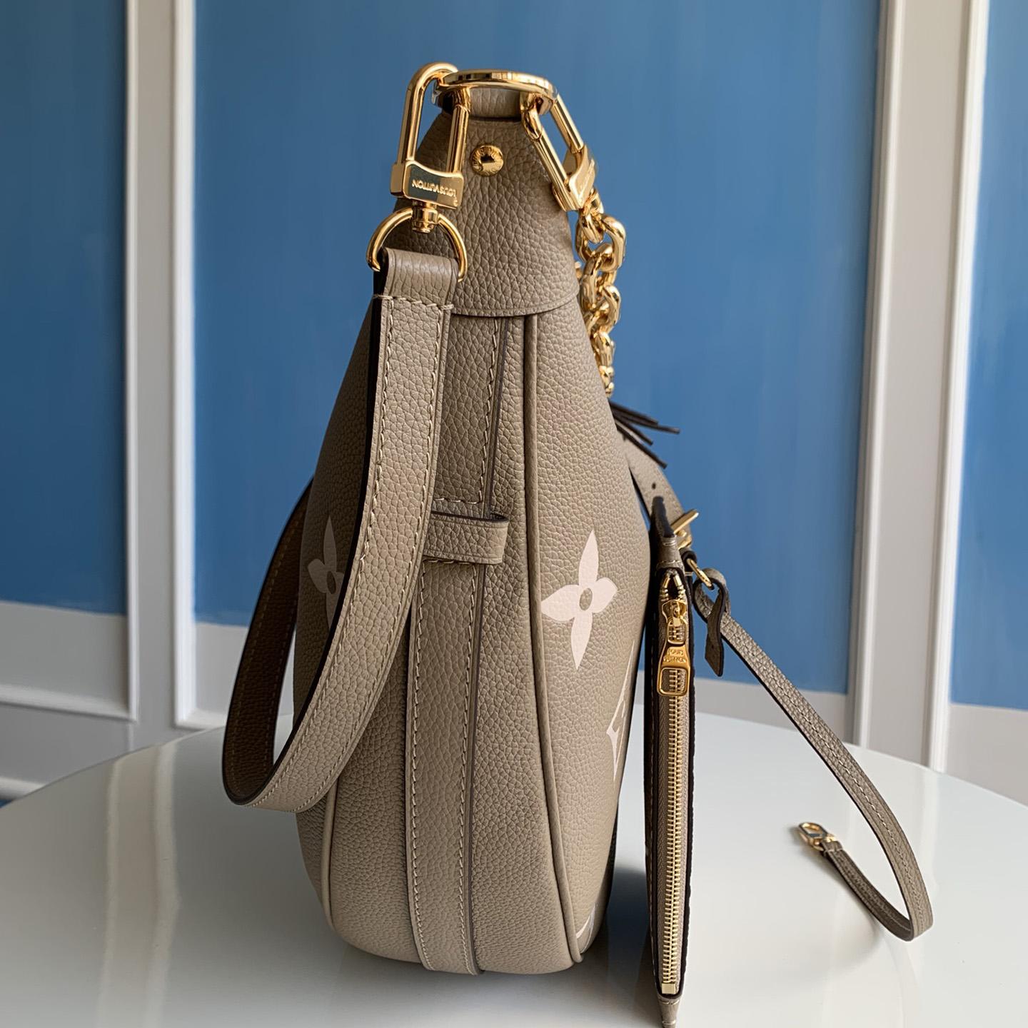 Louis Vuitton Loop Hobo          M46738 - DopestKickz