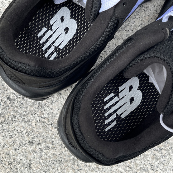 New Balance Warped Runner Sneakers    UWRPOBBW - DopestKickz