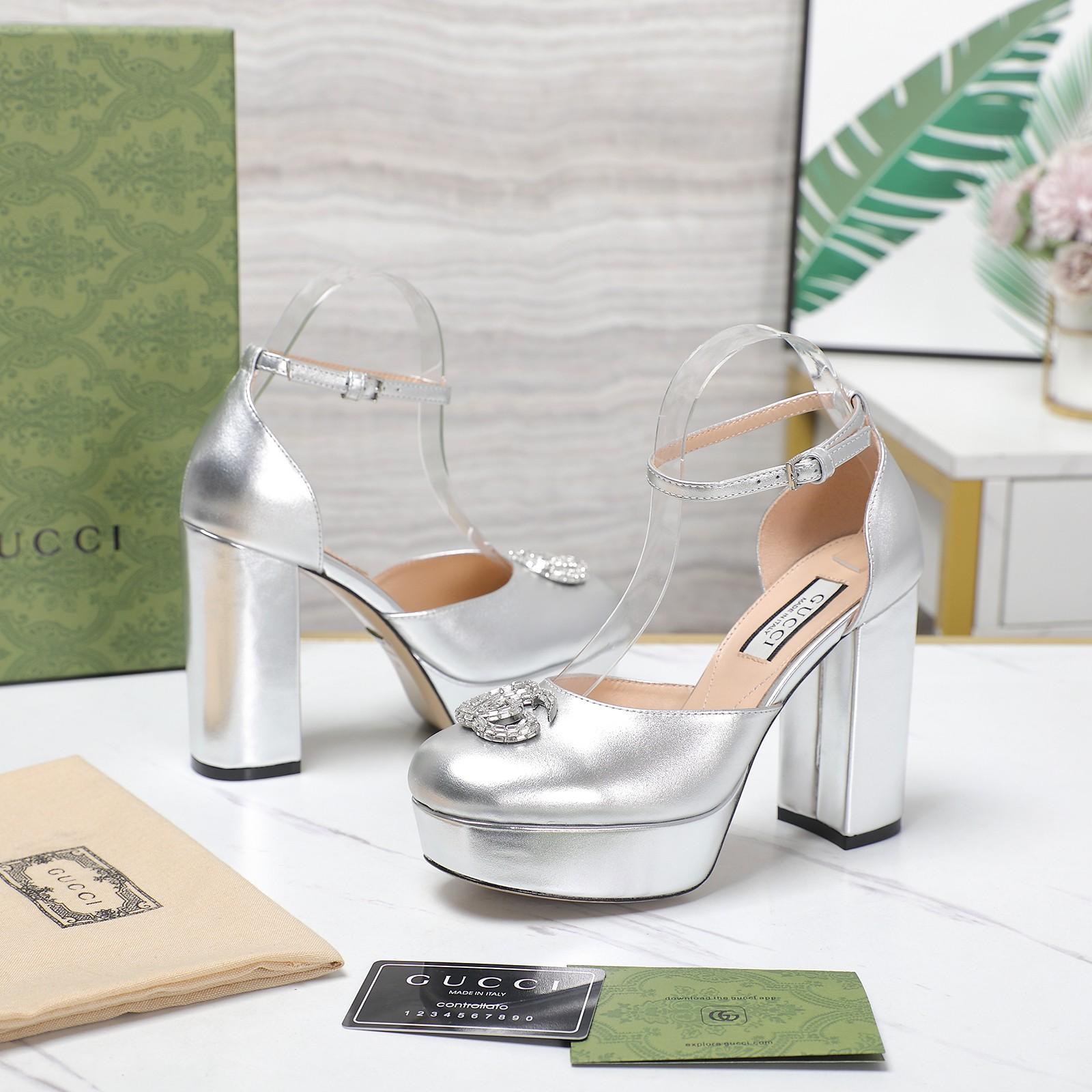 Gucci Women's Platform Pump With Double G - DopestKickz