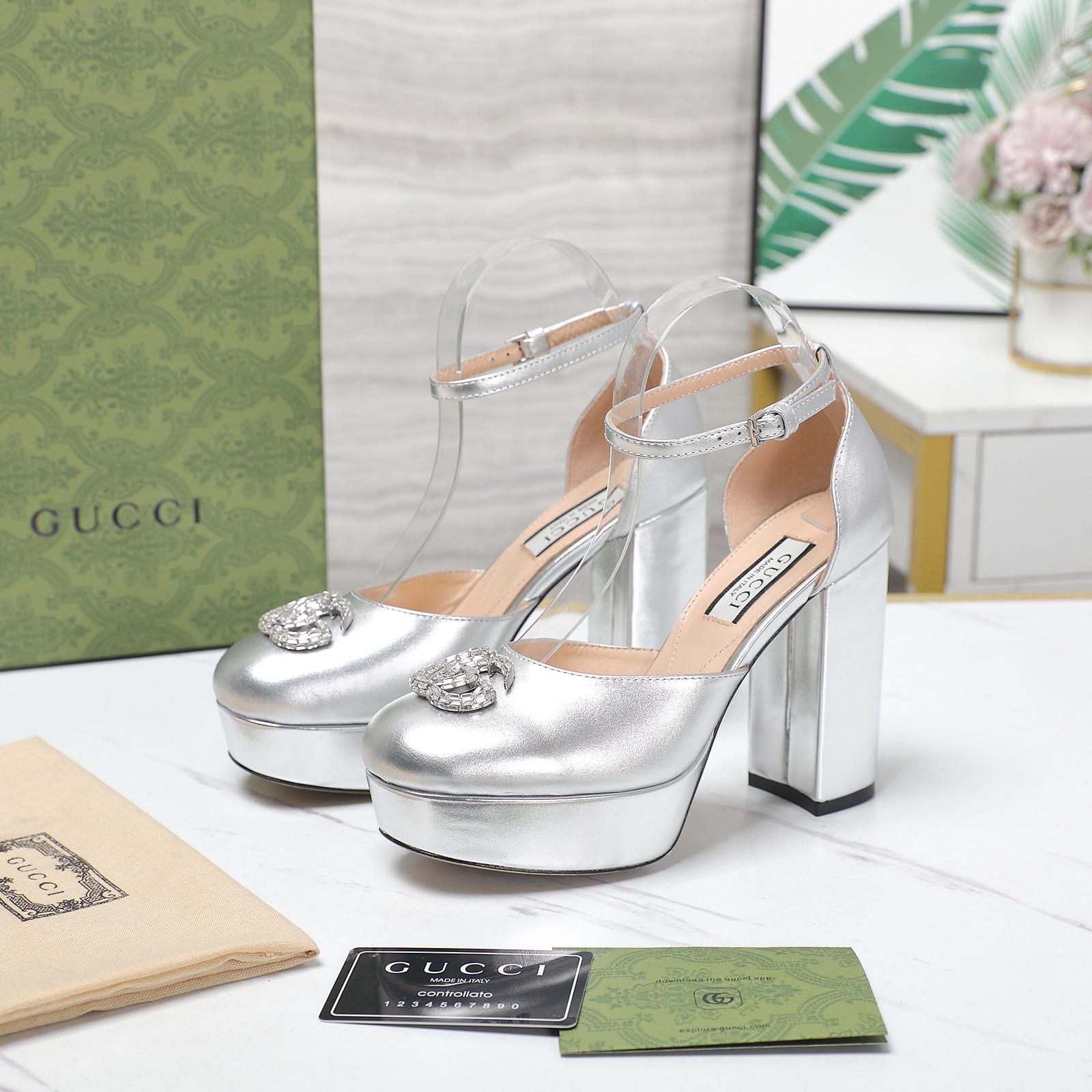 Gucci Women's Platform Pump With Double G - DopestKickz
