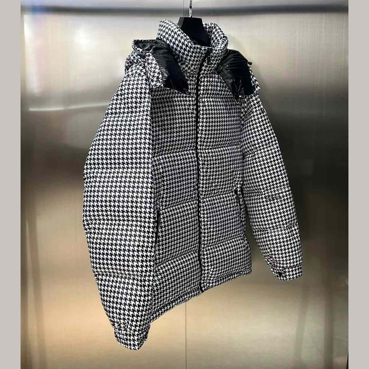 Moncler Socotrine Short Down Jacket - DopestKickz