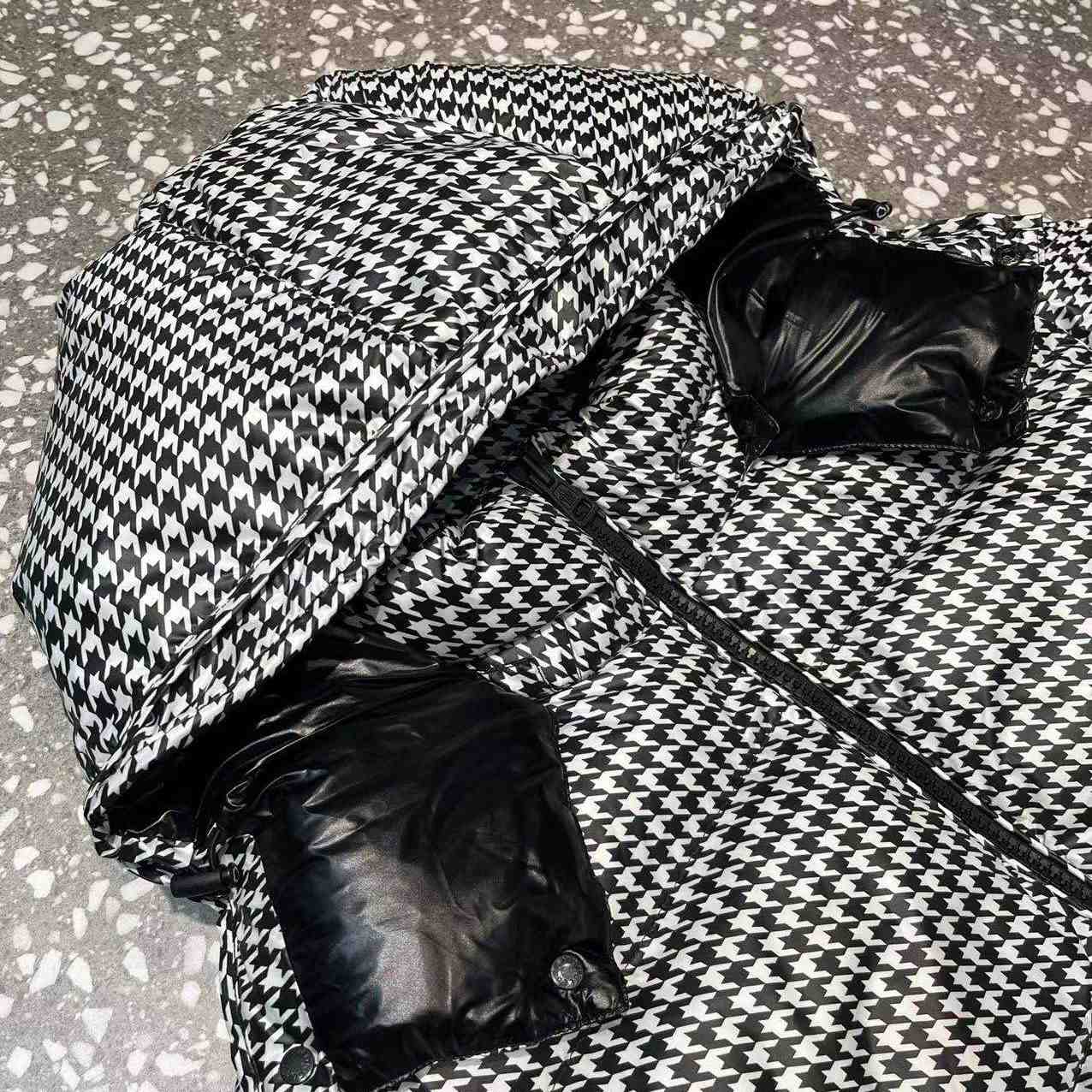 Moncler Socotrine Short Down Jacket - DopestKickz