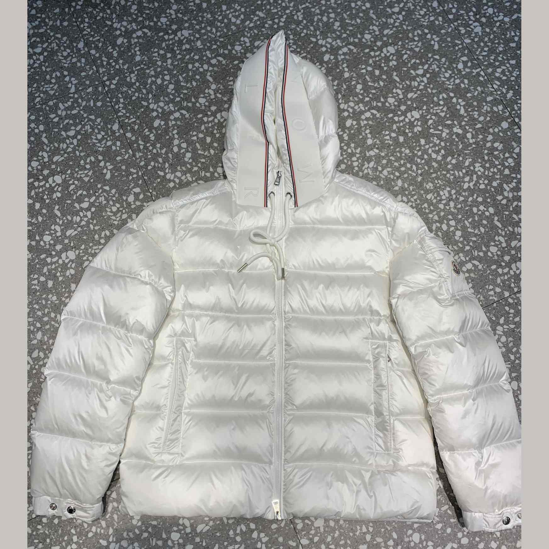 Moncler Pavin Short Down Jacket - DopestKickz
