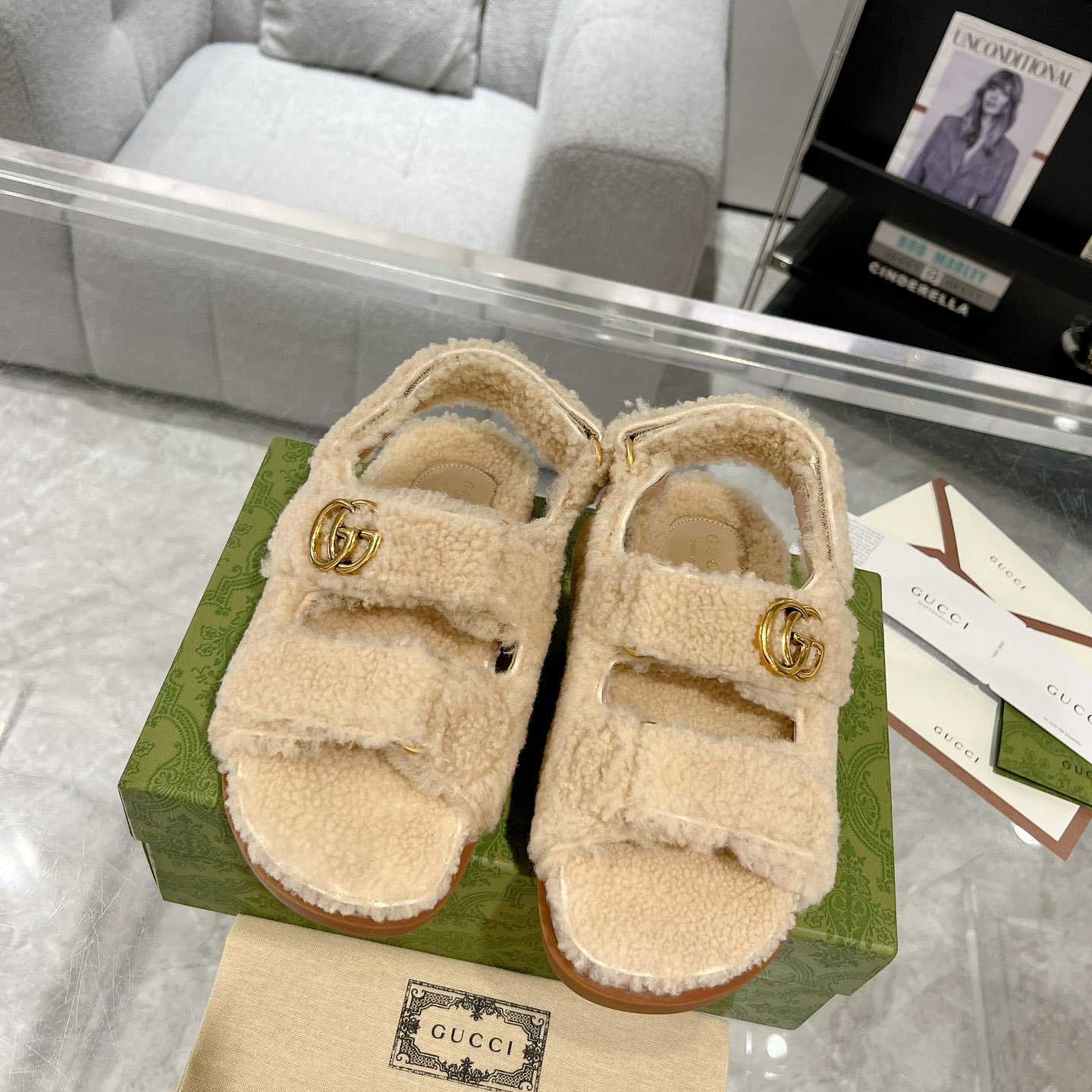 Gucci Women's Double G Sandals - DopestKickz