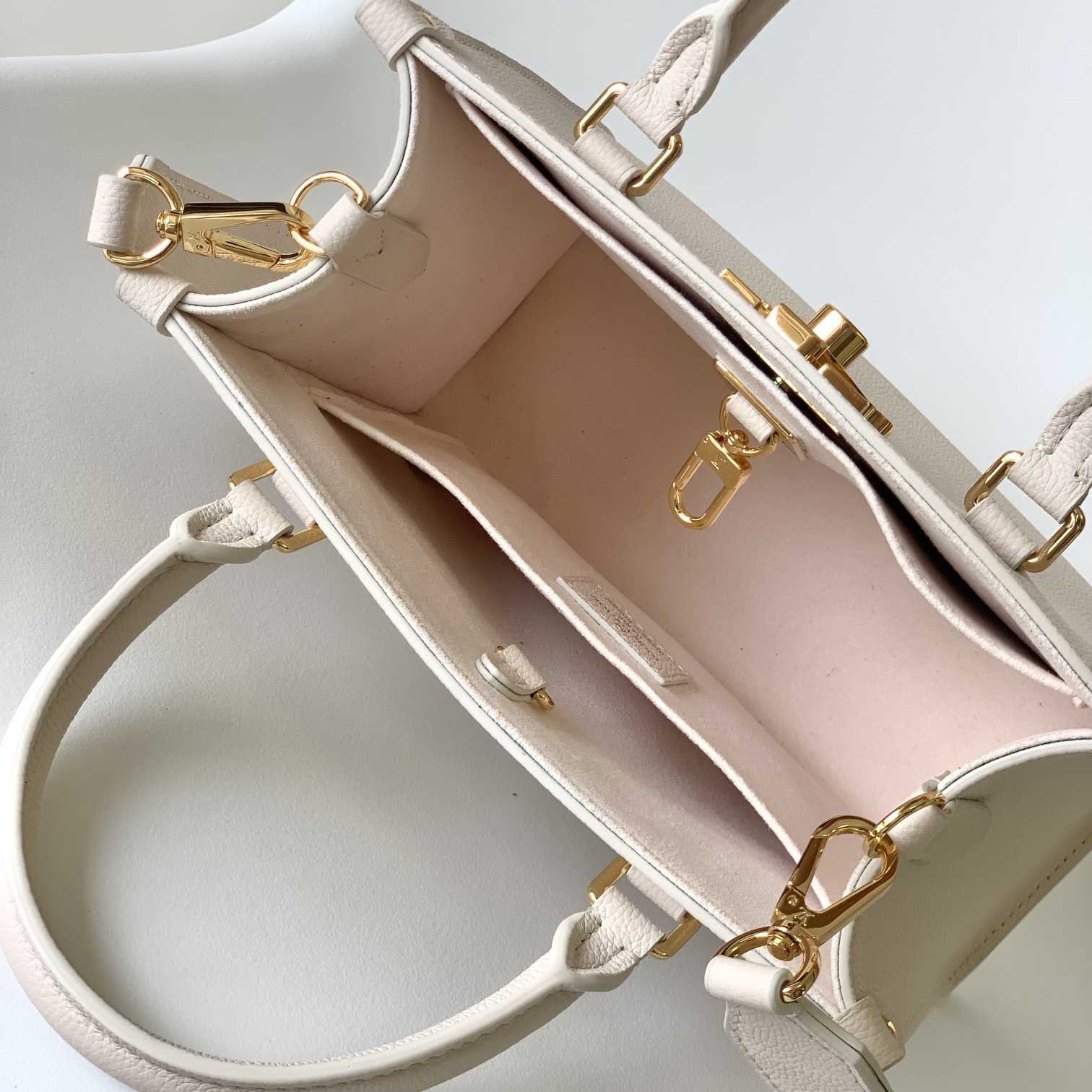 Louis Vuitton Lock & Go Handbag    M23637 - DopestKickz