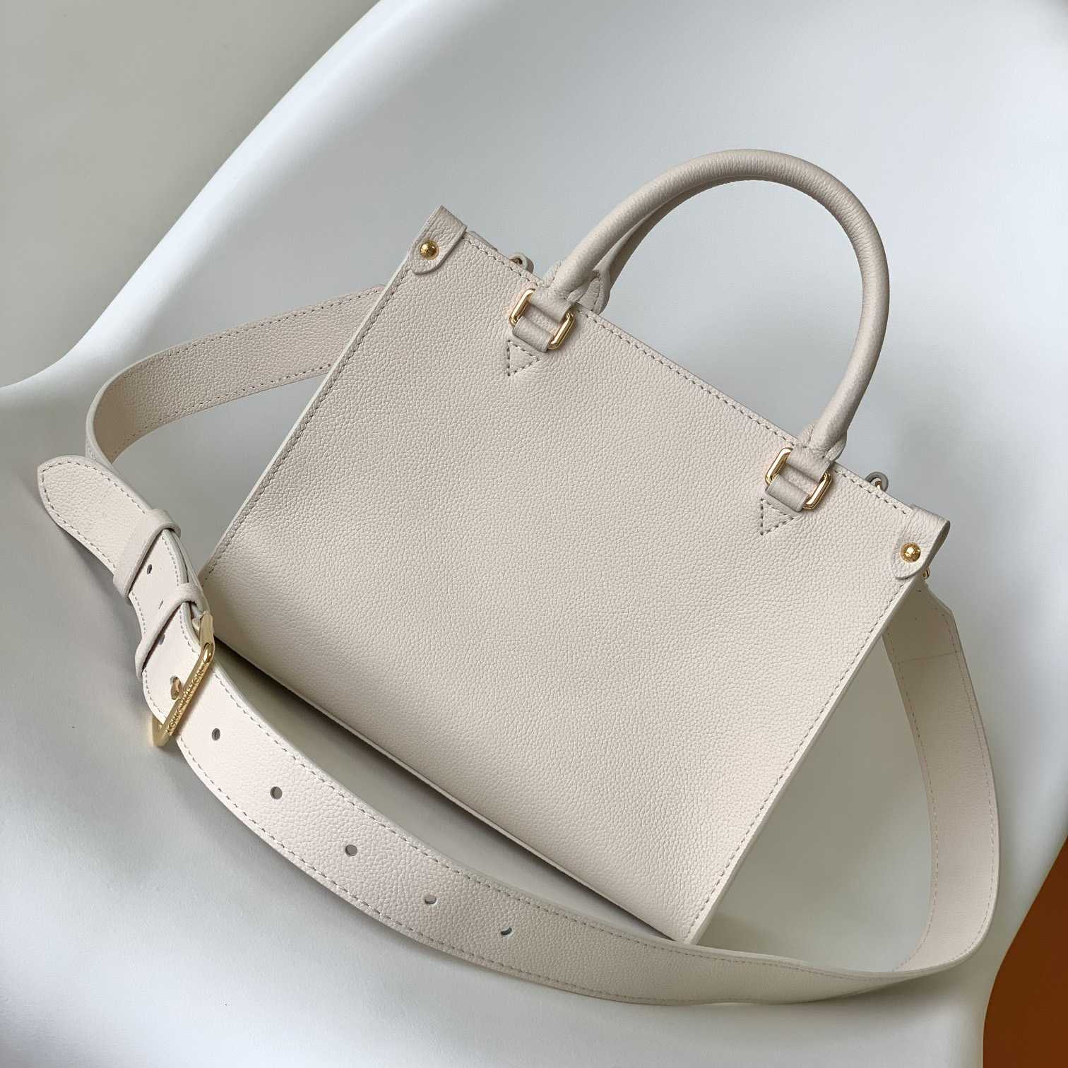 Louis Vuitton Lock & Go Handbag    M23637 - DopestKickz