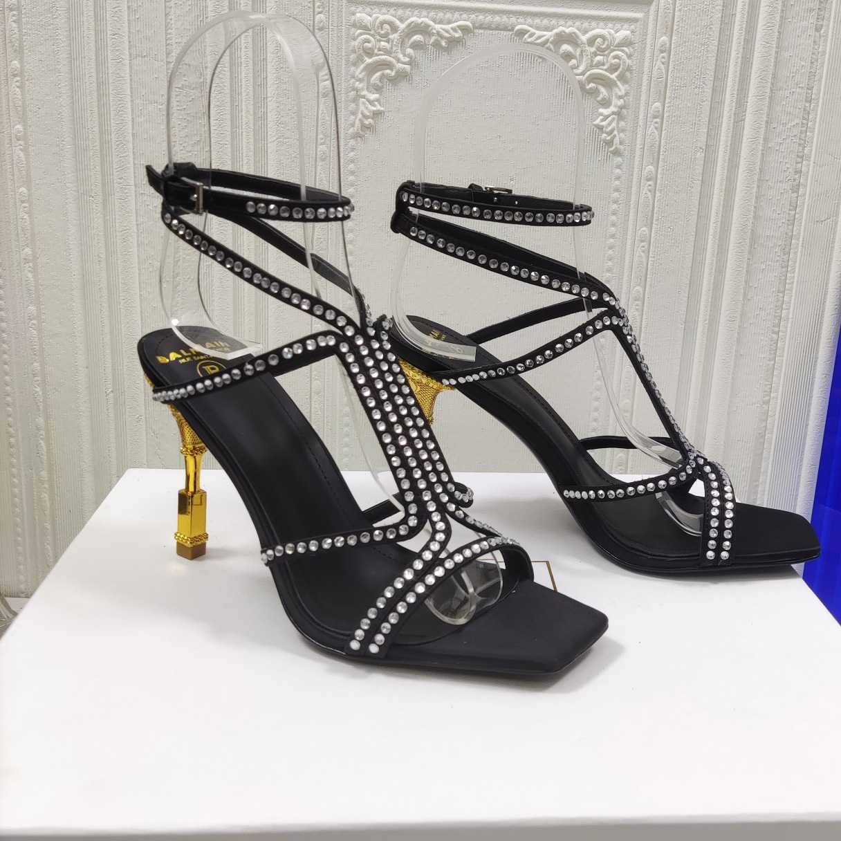 Balmain Moneta 95mm Crystal-embellished Sandals - DopestKickz