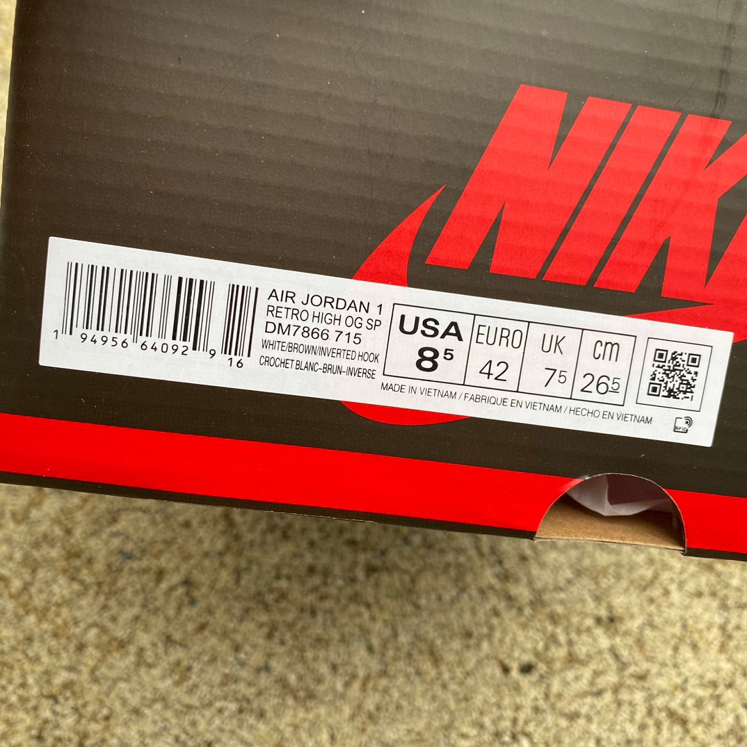 Air Jordan 1 x Travis Scott TS Sneaker      DM7866-715 - DopestKickz