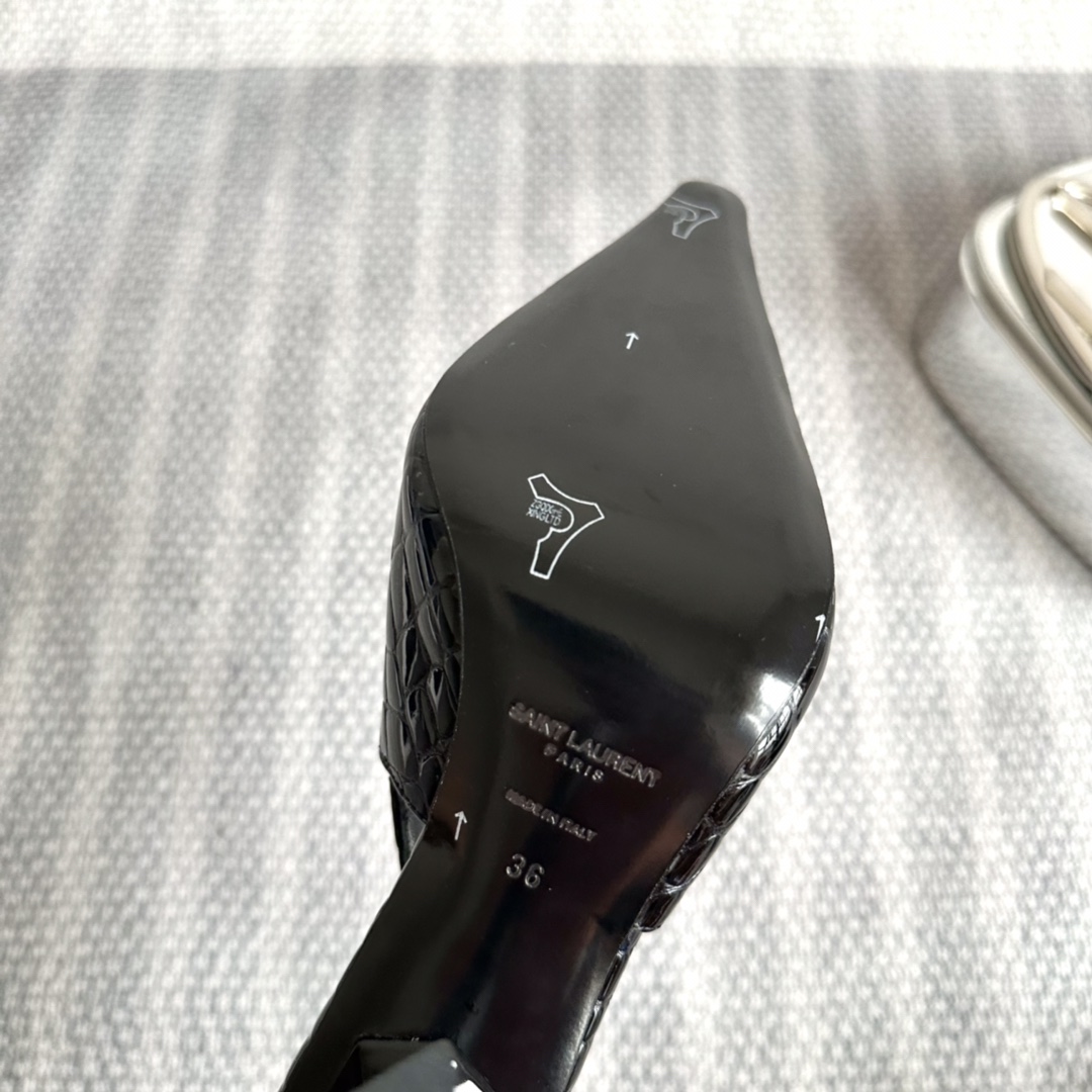 Saint Laurent Lee Slingback Pumps In Glazed Leather - DopestKickz