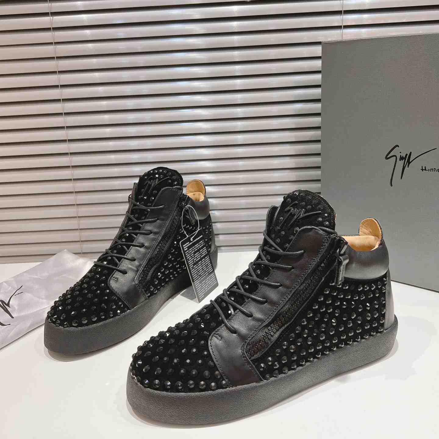 Giuseppe Zanotti Sneakers - DopestKickz