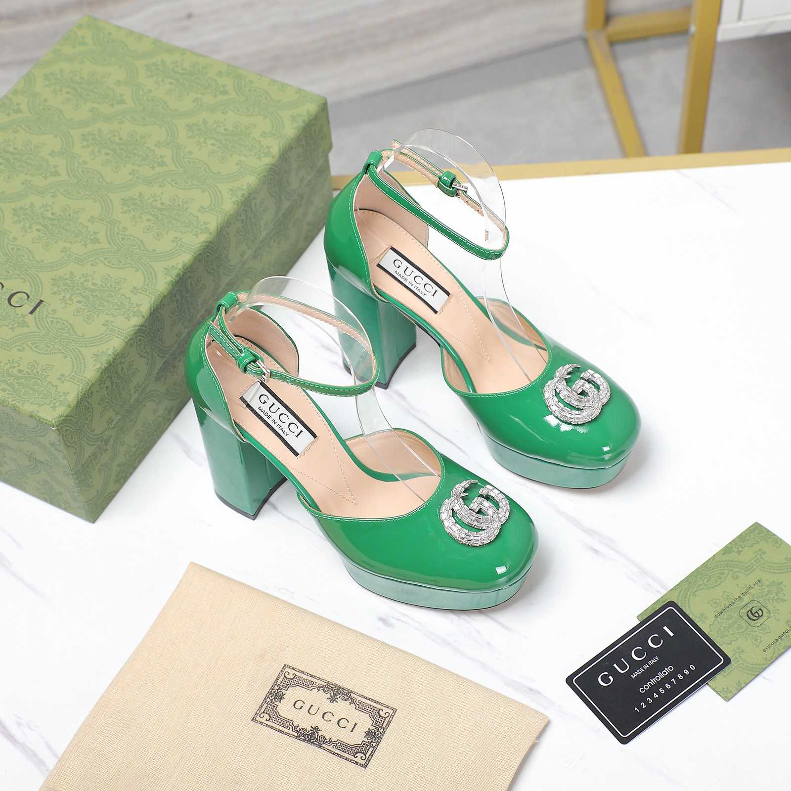 Gucci Women's Platform Pump With Double G - DopestKickz