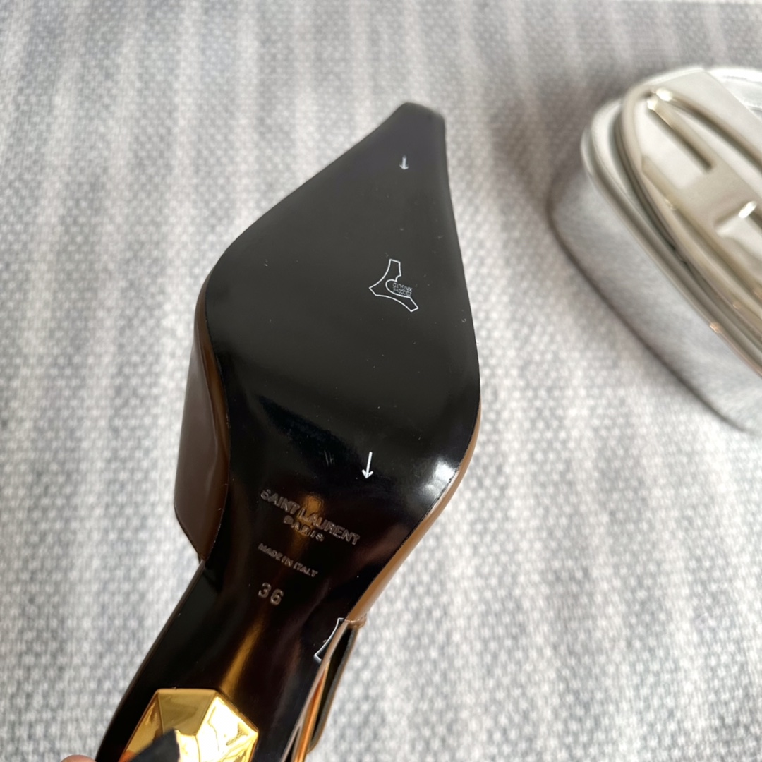 Saint Laurent Lee Slingback Pumps In Glazed Leather - DopestKickz