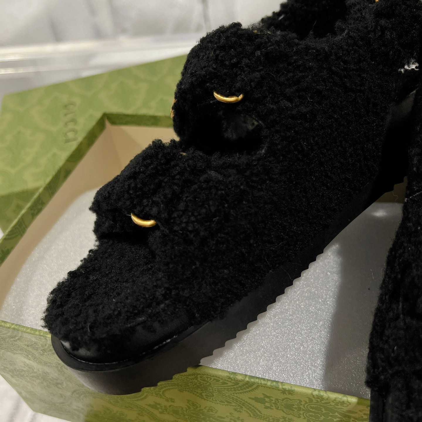 Gucci Women's Double G Sandals - DopestKickz