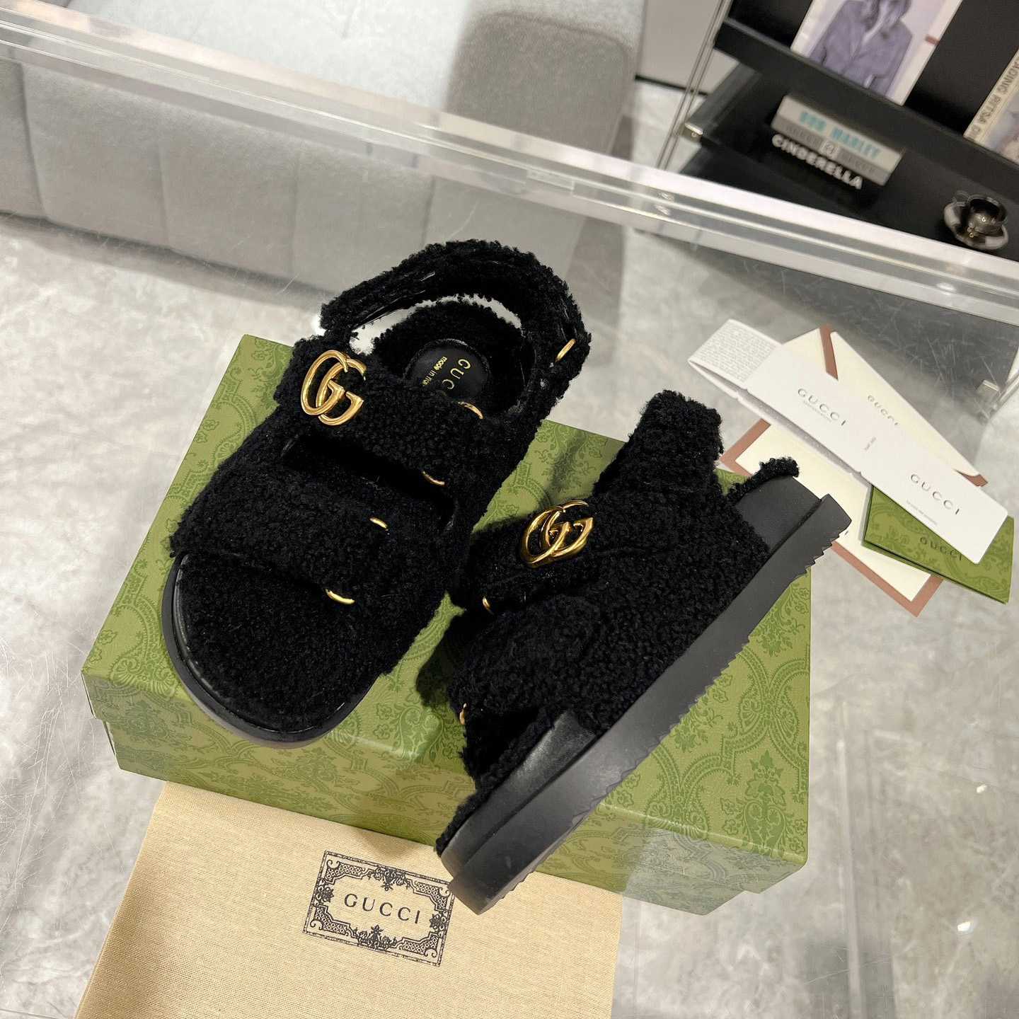 Gucci Women's Double G Sandals - DopestKickz