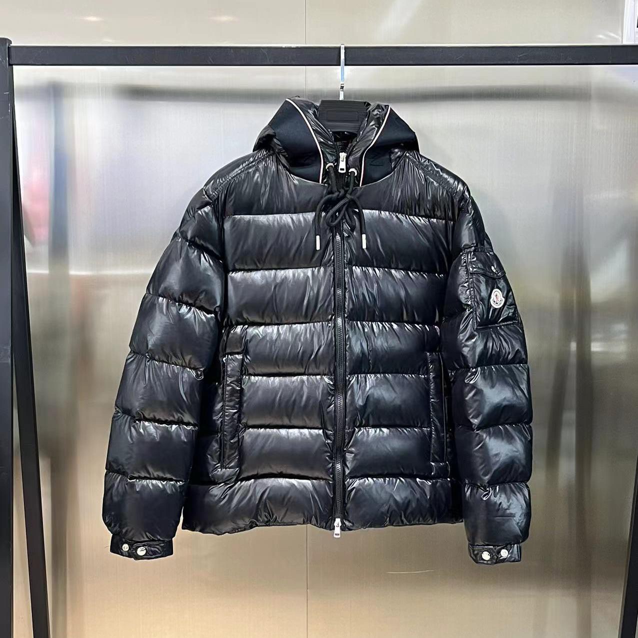 Moncler Pavin Short Down Jacket - DopestKickz
