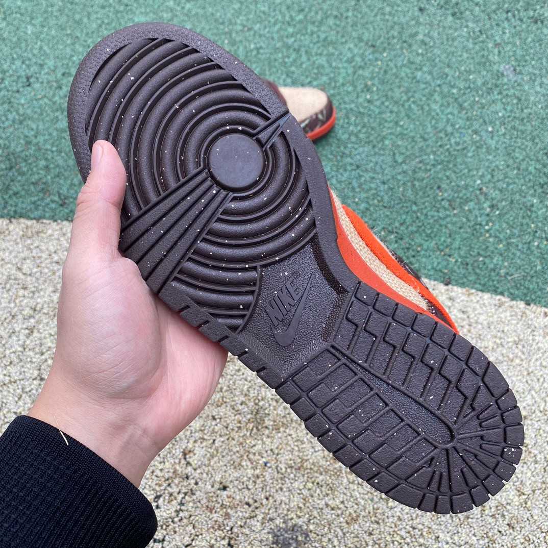 Nike SB Dunk Low “Hunter Reese Forbes” Sneakers      304292-281 - DopestKickz