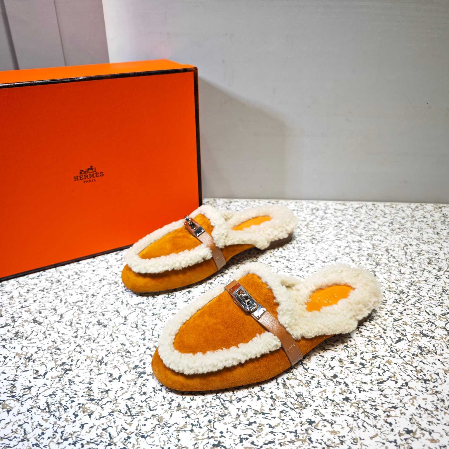 Hermes Oz Mule - DopestKickz