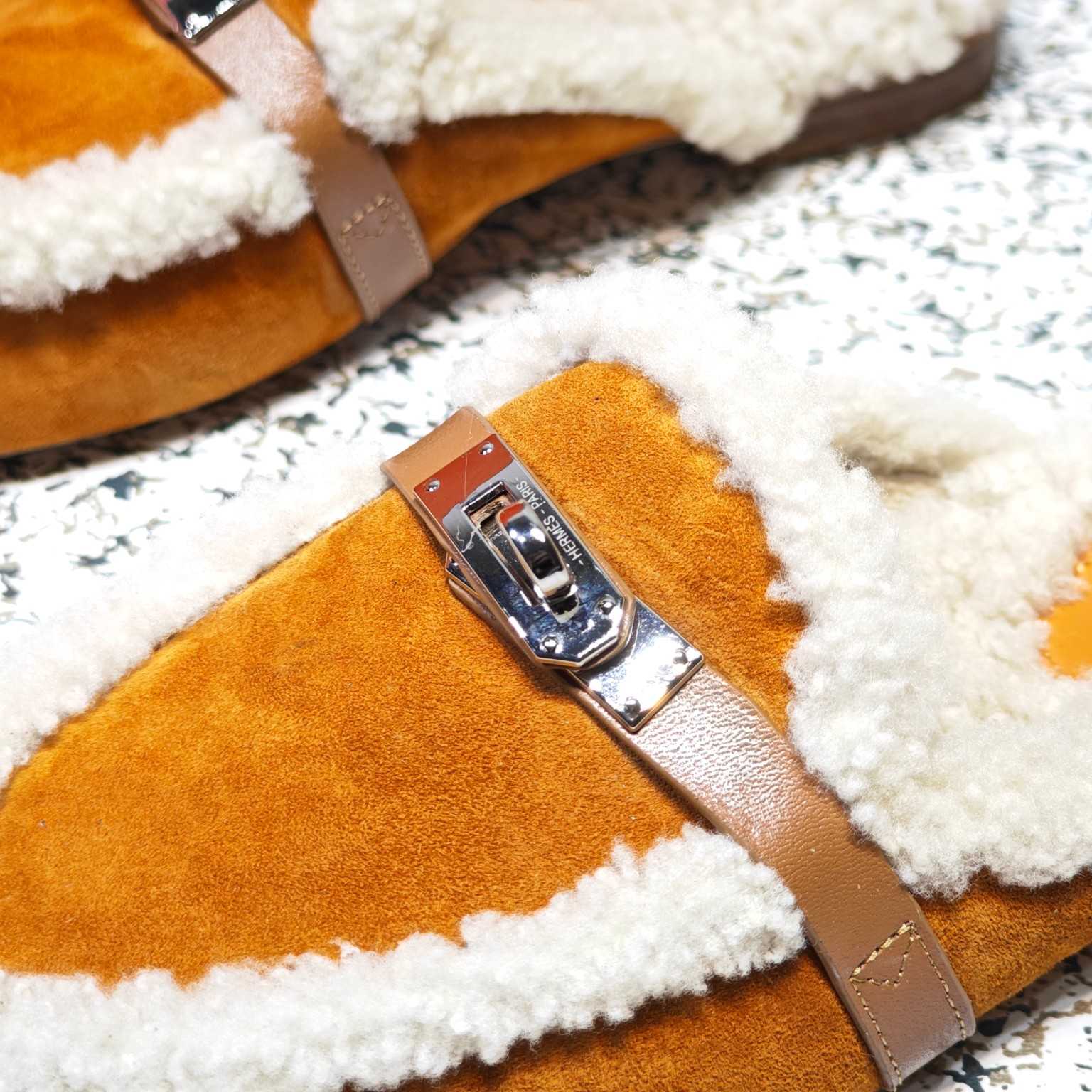 Hermes Oz Mule - DopestKickz