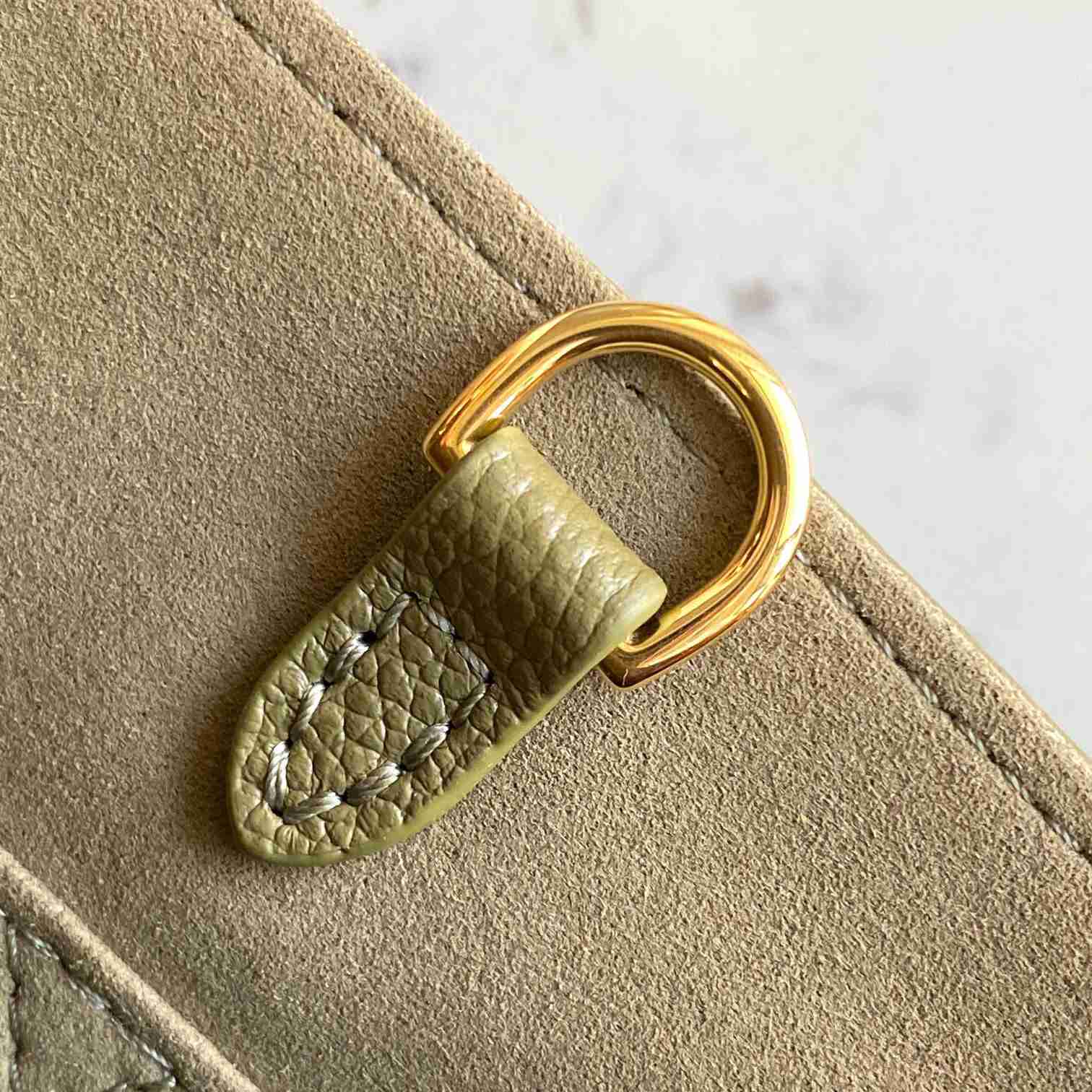 Louis Vuitton OnTheGo PM (25-19-11.5cm)  M46647 - DopestKickz