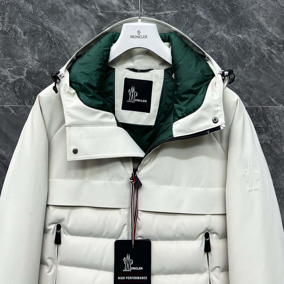 Moncler Short Down Jacket - DopestKickz